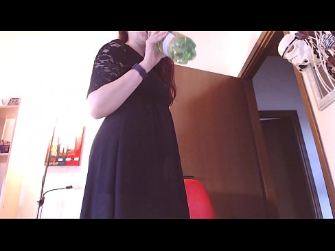 ❤️ Una schiava sottomessa che ama le mutandine sporche e lussuriose è costretta a masturbarsi dopo aver visto questo video! ️ Video di sessoal it.4k-porno.ru ️❤