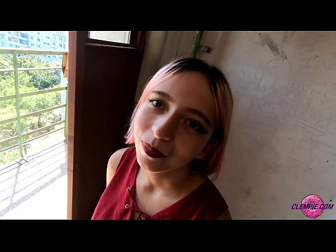 ❤️ Studentessa sensuale succhia uno sconosciuto nell'Outback - Sborra sulla sua faccia ️ Video di sessoal it.4k-porno.ru ️❤